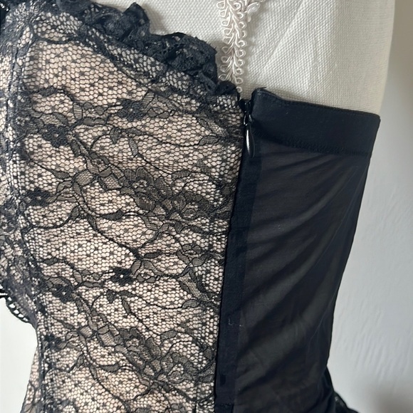 Vintage Victoria’s Secret Corset - Picture 5 of 7